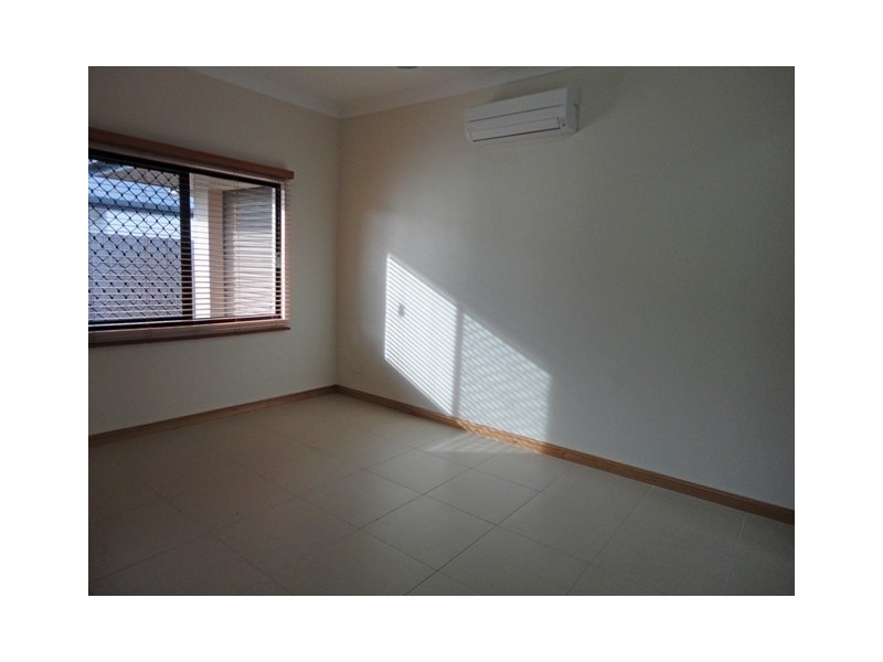 22 Quartzborough Promenade, Trinity Park QLD 4879