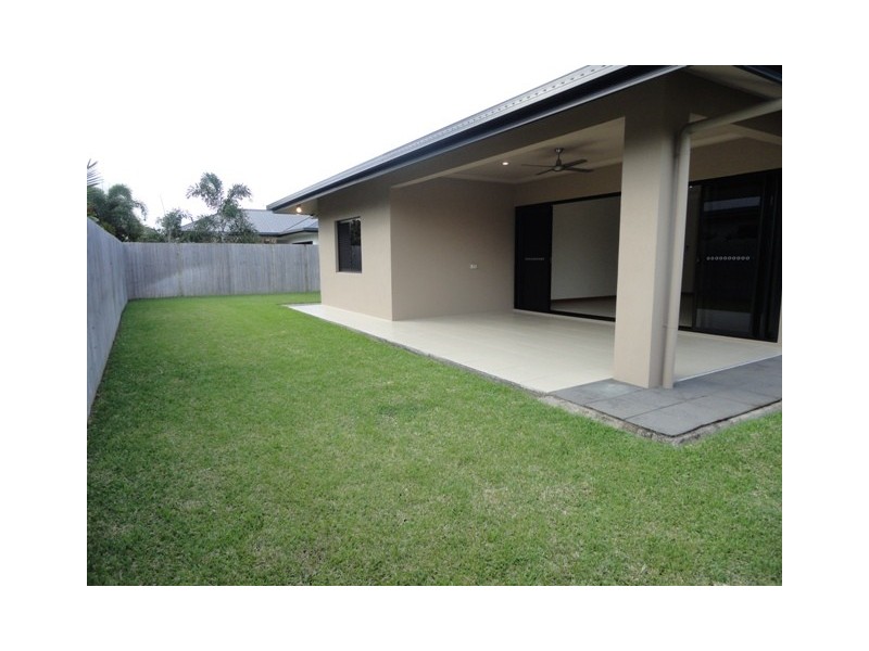 22 Quartzborough Promenade, Trinity Park QLD 4879