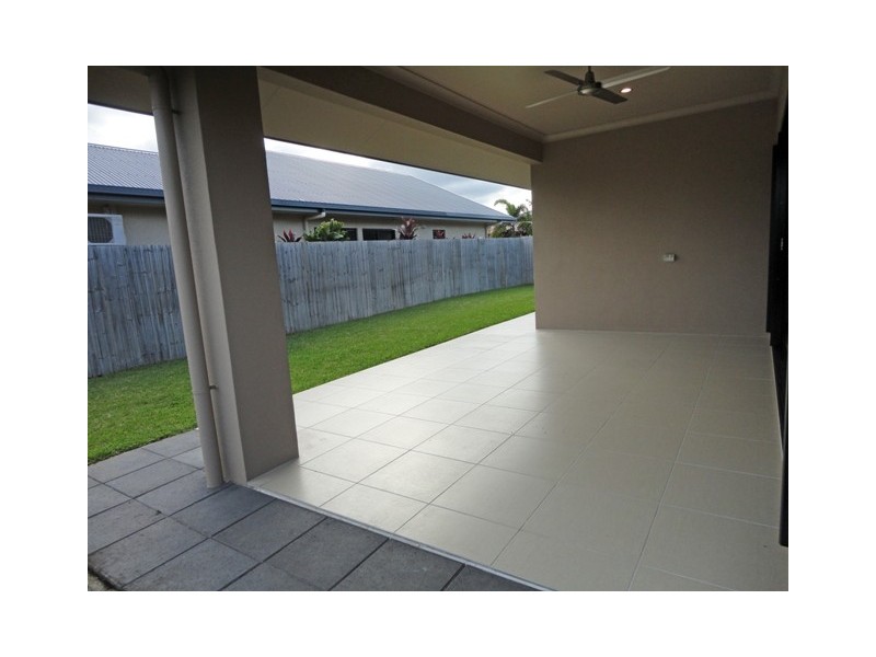 22 Quartzborough Promenade, Trinity Park QLD 4879