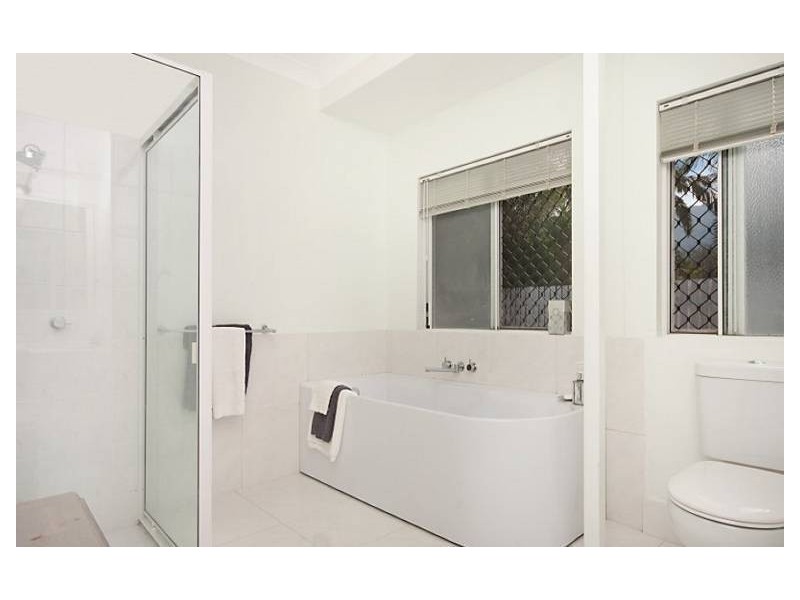 23 Green Ave, Kewarra Beach QLD 4879