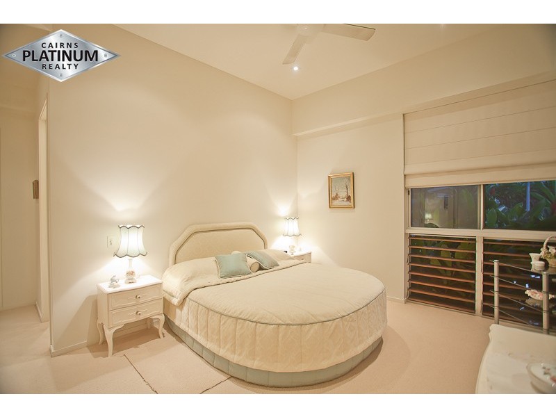 1 Argentea Boulevard, Palm Cove QLD 4879