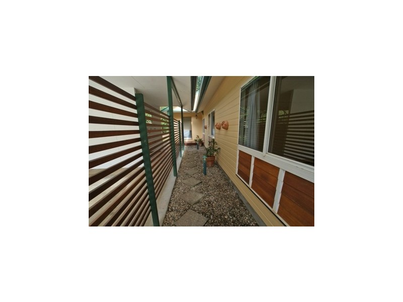 10 Red Ochre Street, Redlynch QLD 4870