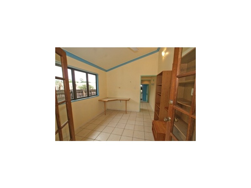 10 Red Ochre Street, Redlynch QLD 4870