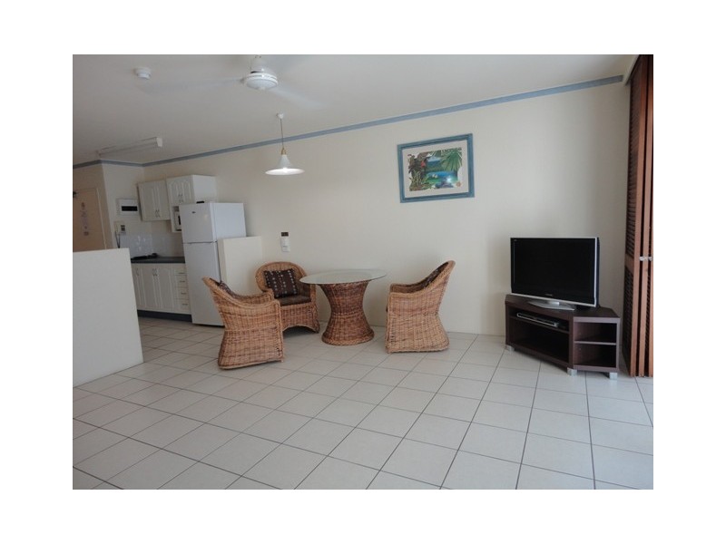 15/131 Williams Esplanade, Palm Cove QLD 4879