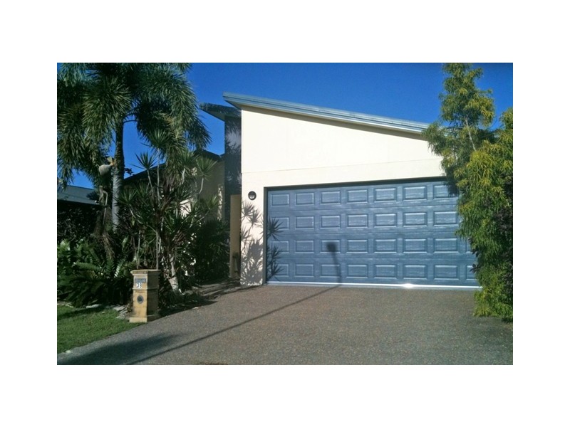 39 Norwood Crescent, Trinity Park QLD 4879
