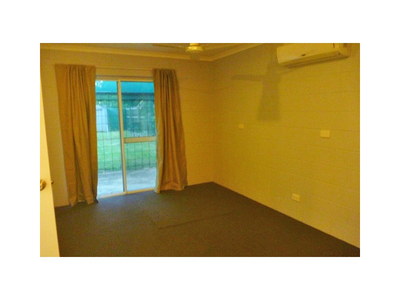 14 Riverside Parade, Trinity Park QLD 4879