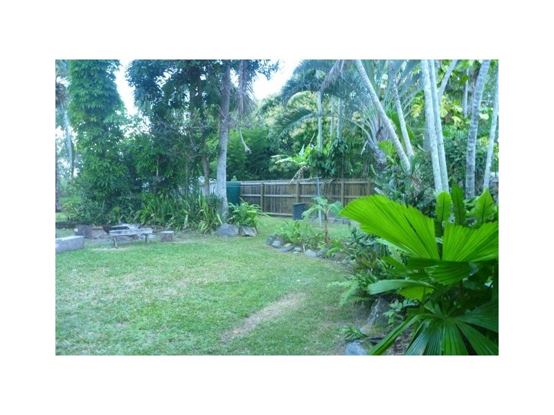 14 Riverside Parade, Trinity Park QLD 4879