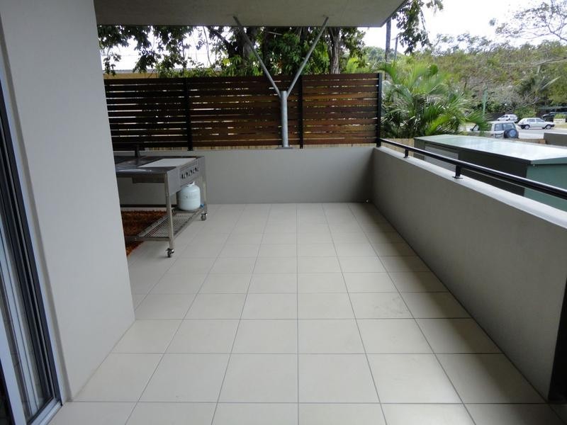 8/521 Varley Street, Yorkeys Knob QLD 4878