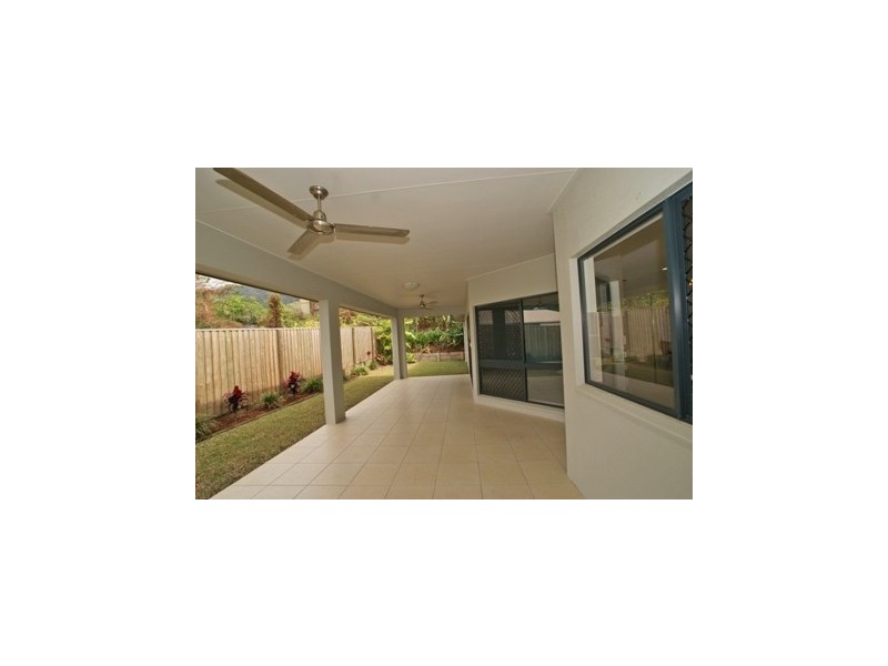 35 Aurelia Street, Palm Cove QLD 4879