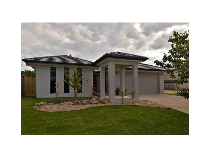 13 Icefire Quay, Trinity Park QLD 4879