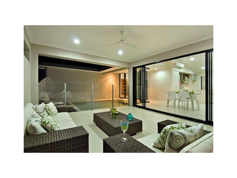 13 Icefire Quay, Trinity Park QLD 4879