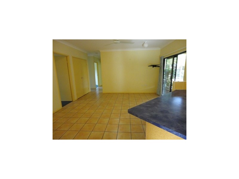 11 Helsdon Close, Clifton Beach QLD 4879