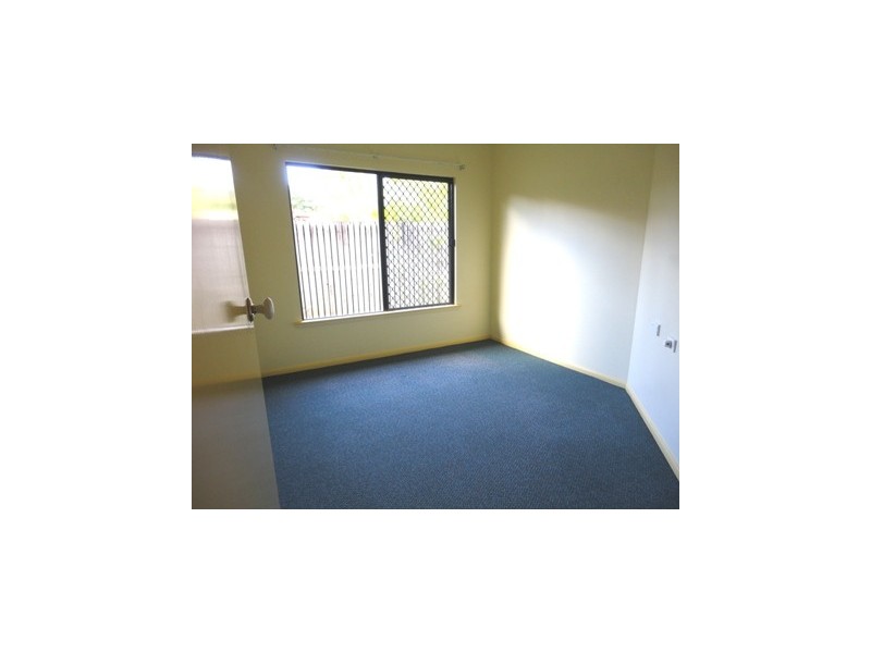 11 Helsdon Close, Clifton Beach QLD 4879
