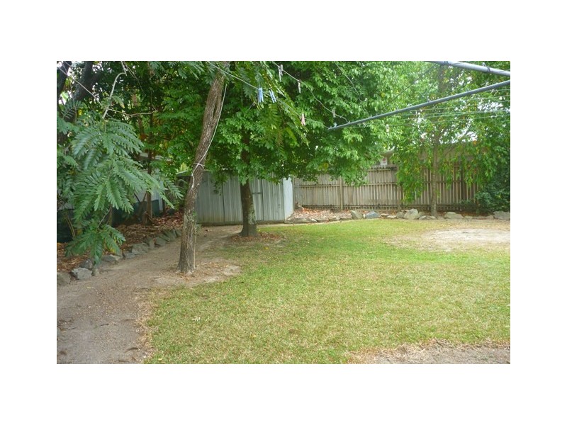 1 Ellwood Street, Kewarra Beach QLD 4879