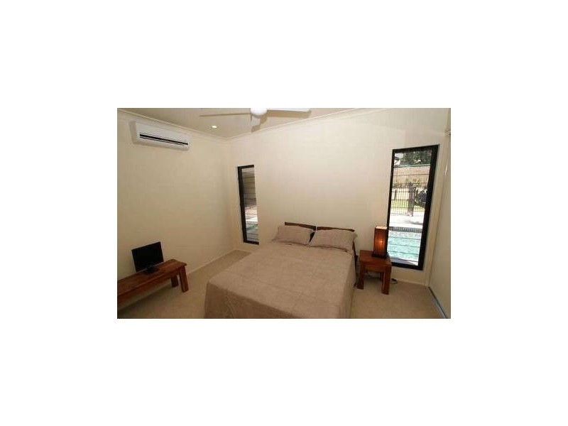 40 Harbour Drive, Trinity Park QLD 4879