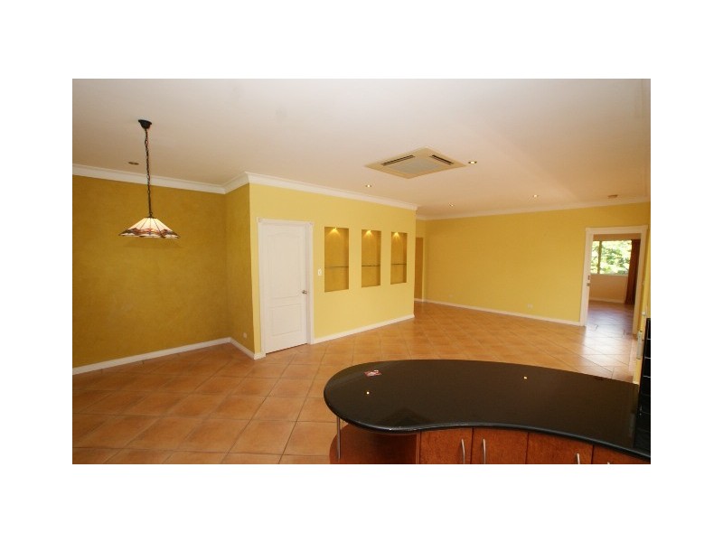 7 Tari Place, Trinity Beach QLD 4879