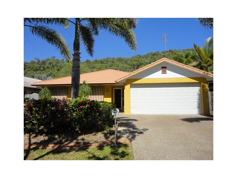 11 Greenhaven Street, Clifton Beach QLD 4879