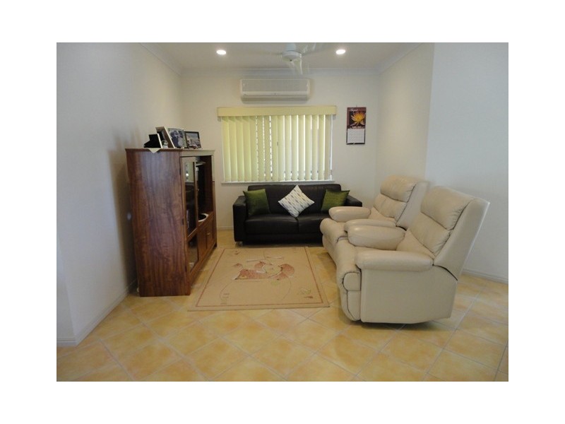 11 Greenhaven Street, Clifton Beach QLD 4879