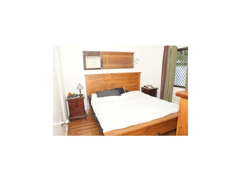 44 Bamboo Street, Holloways Beach QLD 4878