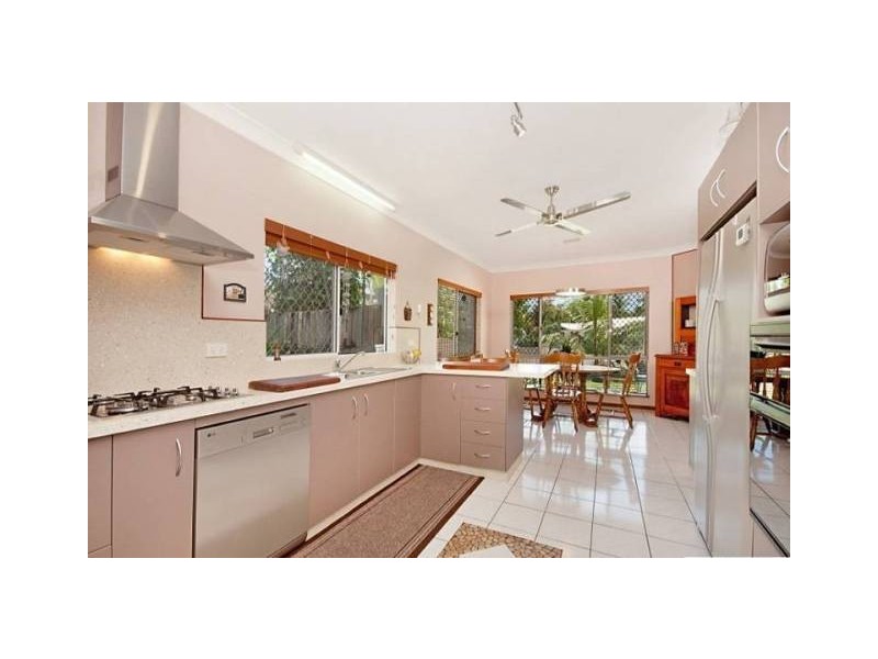 5 Ellwood Close, Kewarra Beach QLD 4879