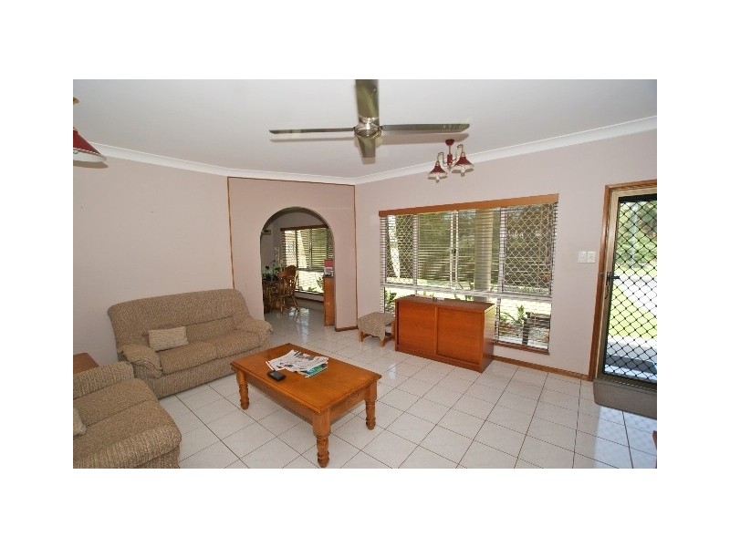 5 Ellwood Close, Kewarra Beach QLD 4879