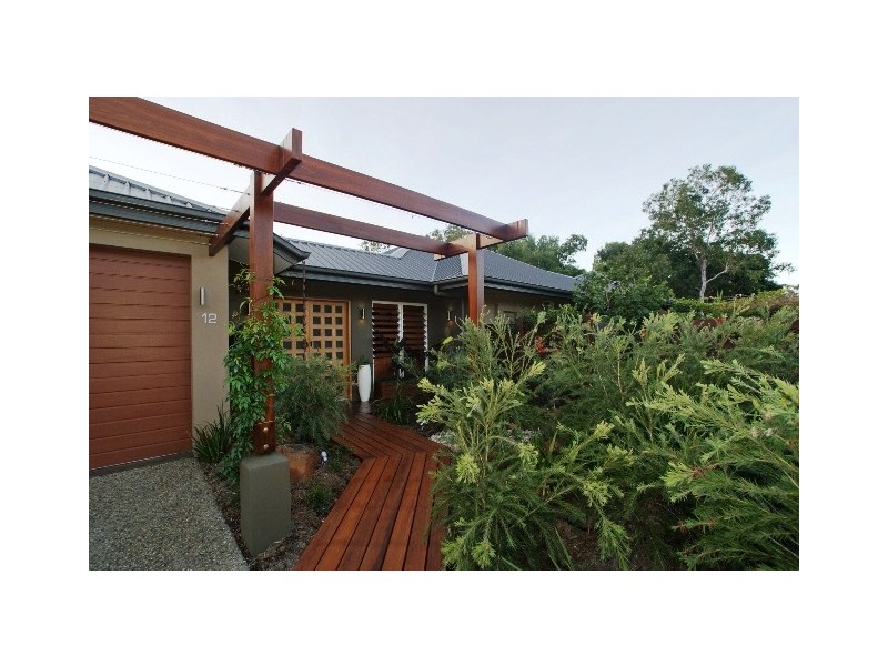 12 Muller Street, Palm Cove QLD 4879