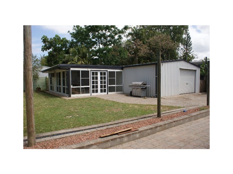 11 Napier Street, Trinity Park QLD 4879