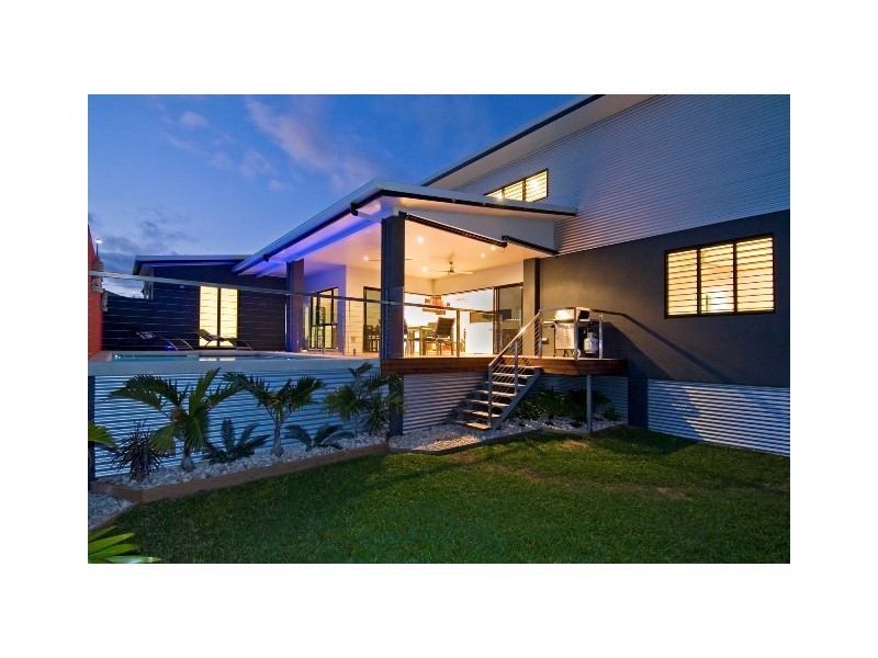 Trinity Beach QLD 4879