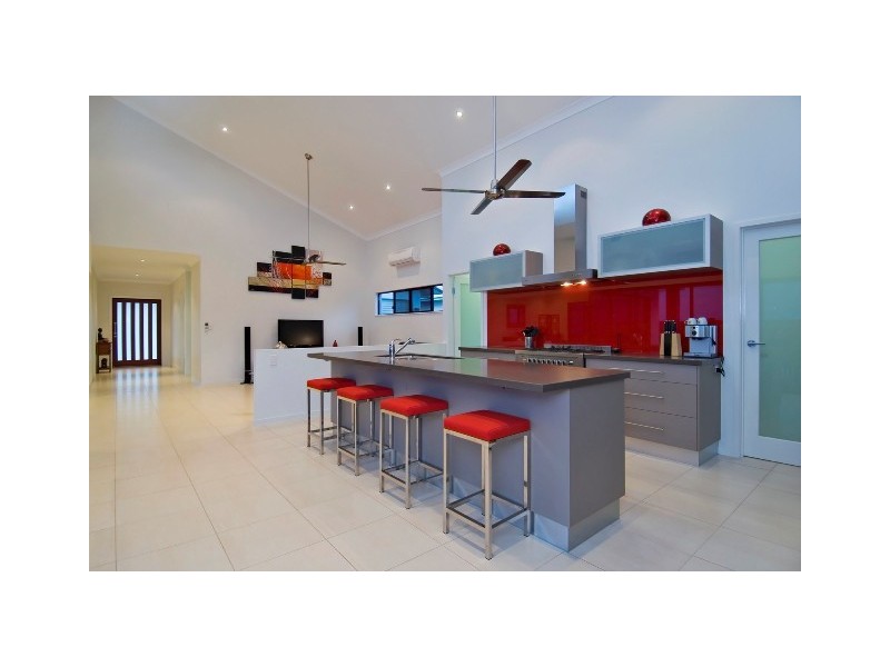 Trinity Beach QLD 4879