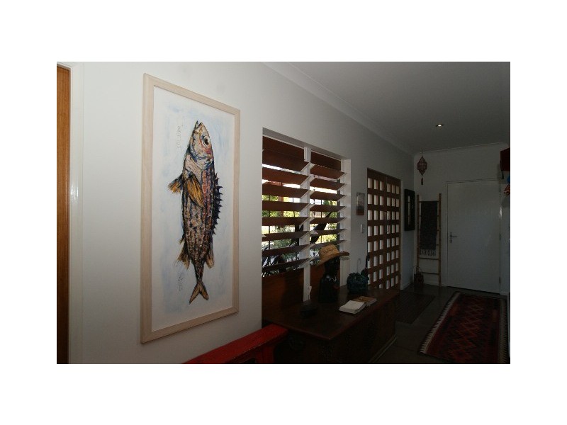 12 Muller Street, Palm Cove QLD 4879