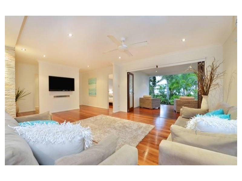 57 Arlington Esplanade, Clifton Beach QLD 4879