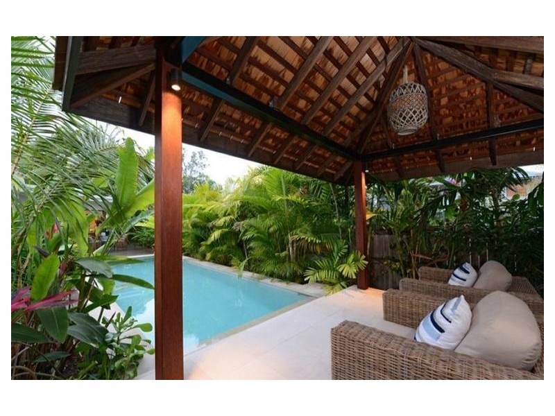 57 Arlington Esplanade, Clifton Beach QLD 4879