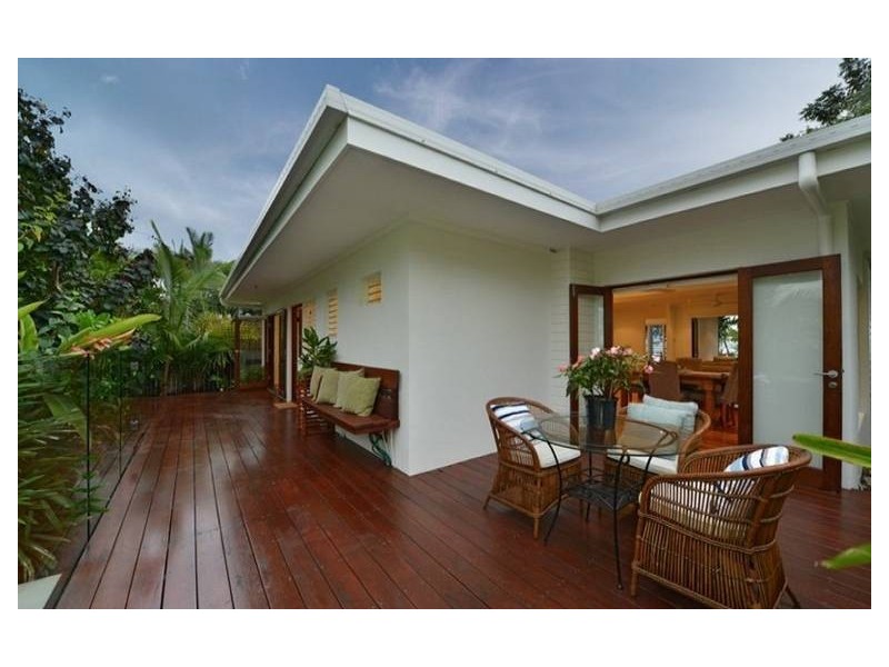 57 Arlington Esplanade, Clifton Beach QLD 4879