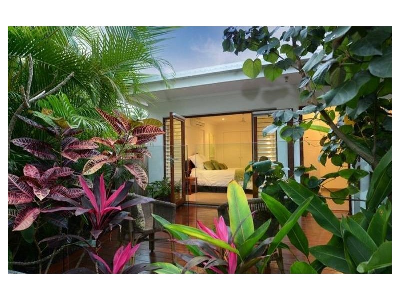 57 Arlington Esplanade, Clifton Beach QLD 4879