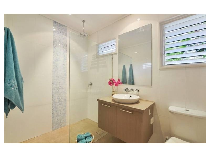 57 Arlington Esplanade, Clifton Beach QLD 4879