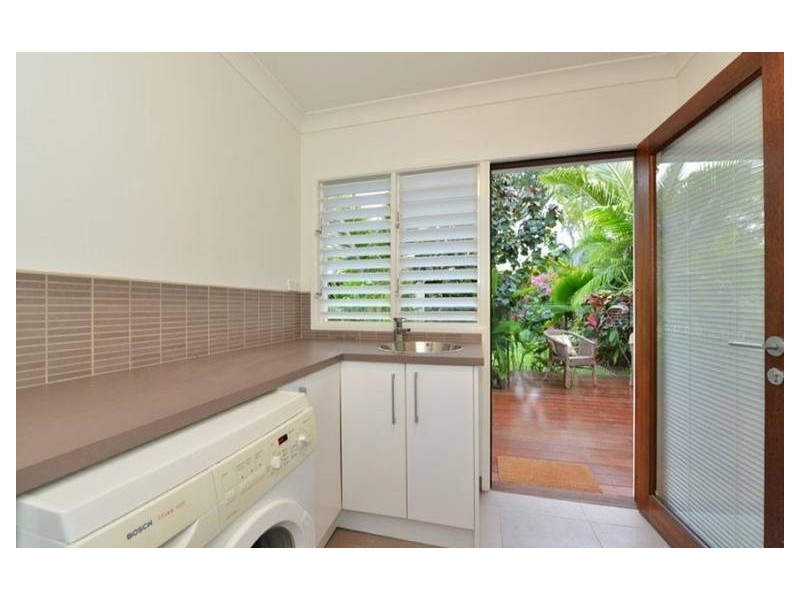 57 Arlington Esplanade, Clifton Beach QLD 4879