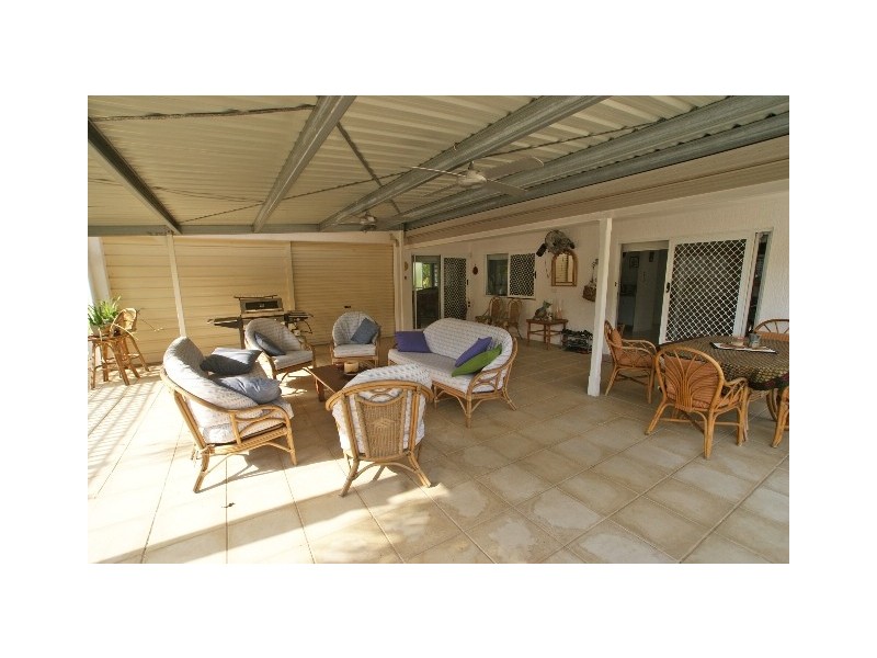 2 Green Avenue, Kewarra Beach QLD 4879