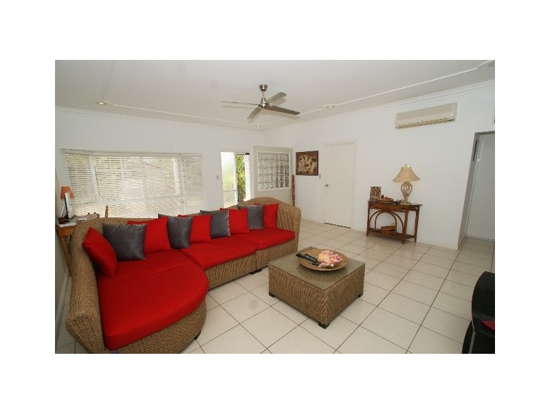 2 Green Avenue, Kewarra Beach QLD 4879