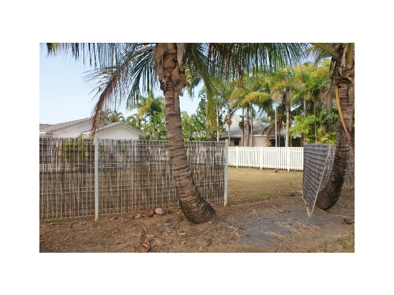 2 Green Avenue, Kewarra Beach QLD 4879