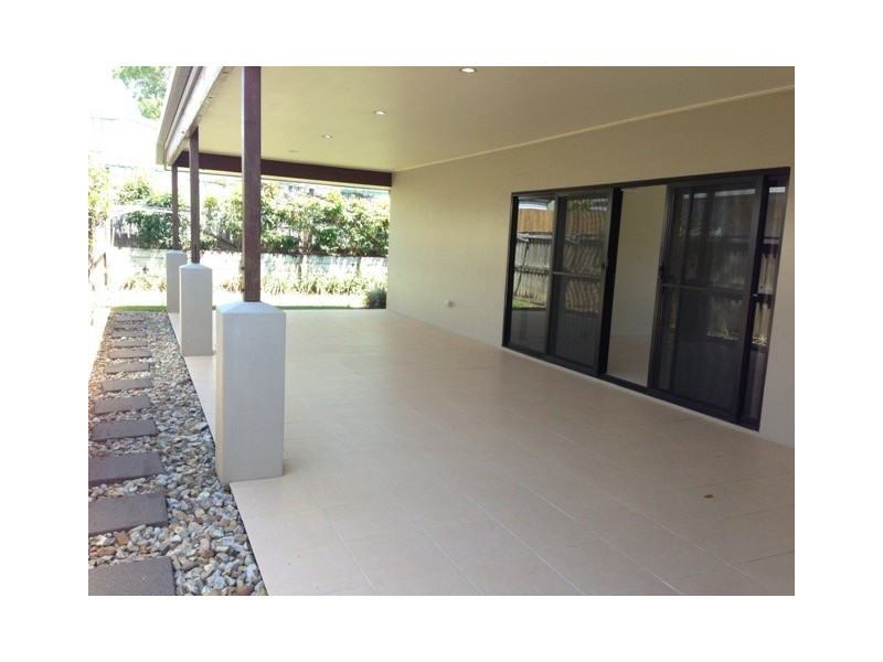 40 Harbour, Trinity Park QLD 4879