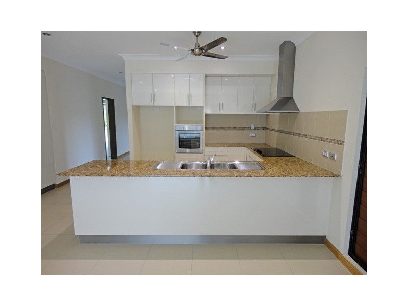 22 Quartzborough Promenade, Trinity Park QLD 4879