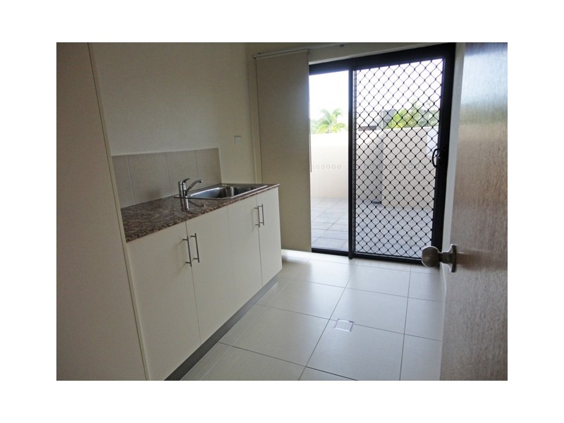 22 Quartzborough Promenade, Trinity Park QLD 4879