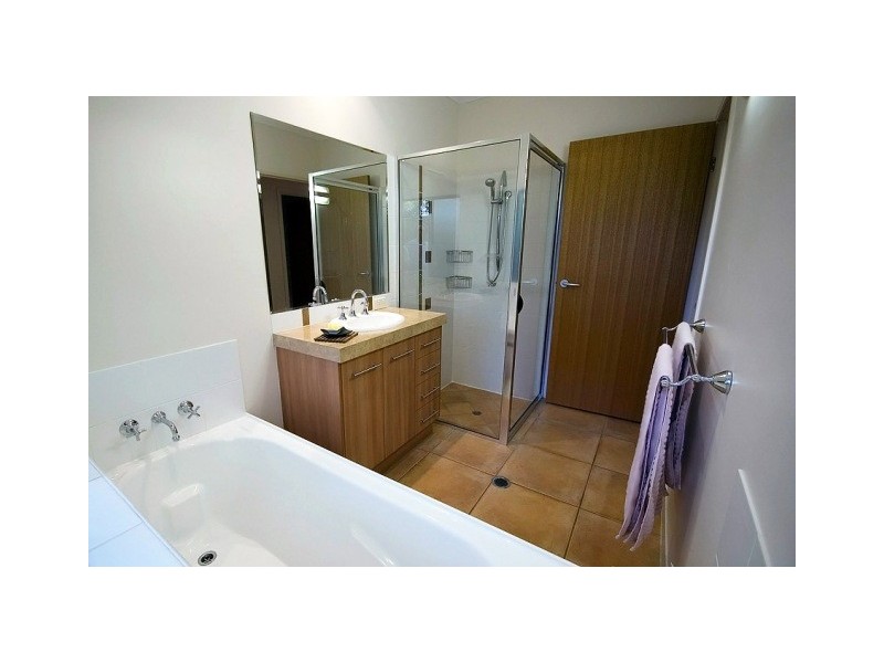 20 Batt Street, Clifton Beach QLD 4879