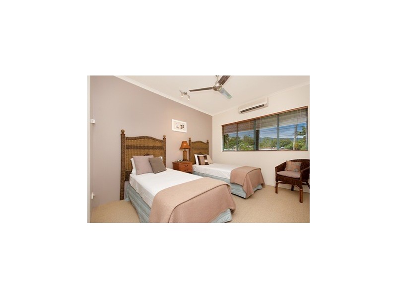 13/65 Vasey Esplande, Trinity Beach QLD 4879