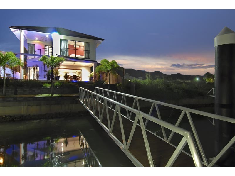 14 Brindabella Quay, Trinity Park QLD 4879