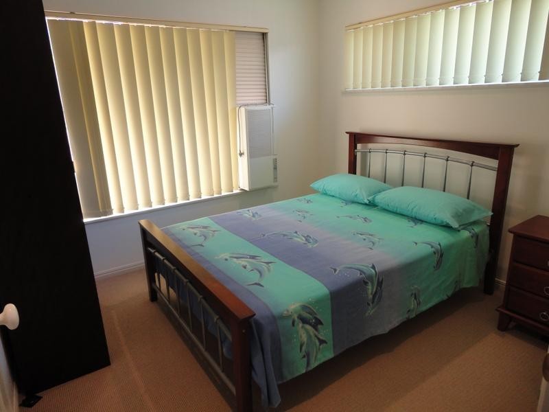 11 Greenhaven Street, Clifton Beach QLD 4879