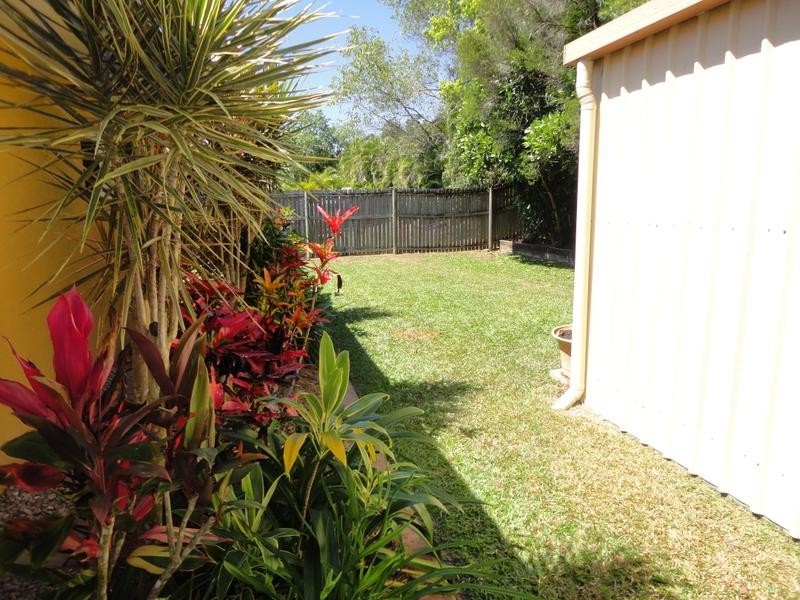 11 Greenhaven Street, Clifton Beach QLD 4879