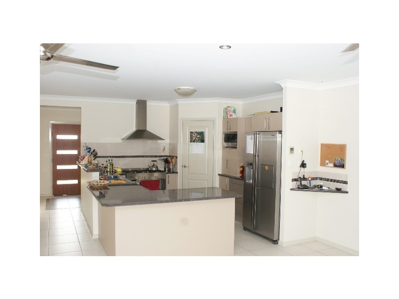 21 MOOJEEBA WAY, Trinity Park QLD 4879