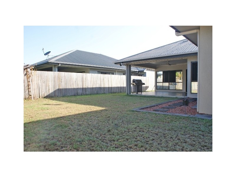 21 MOOJEEBA WAY, Trinity Park QLD 4879