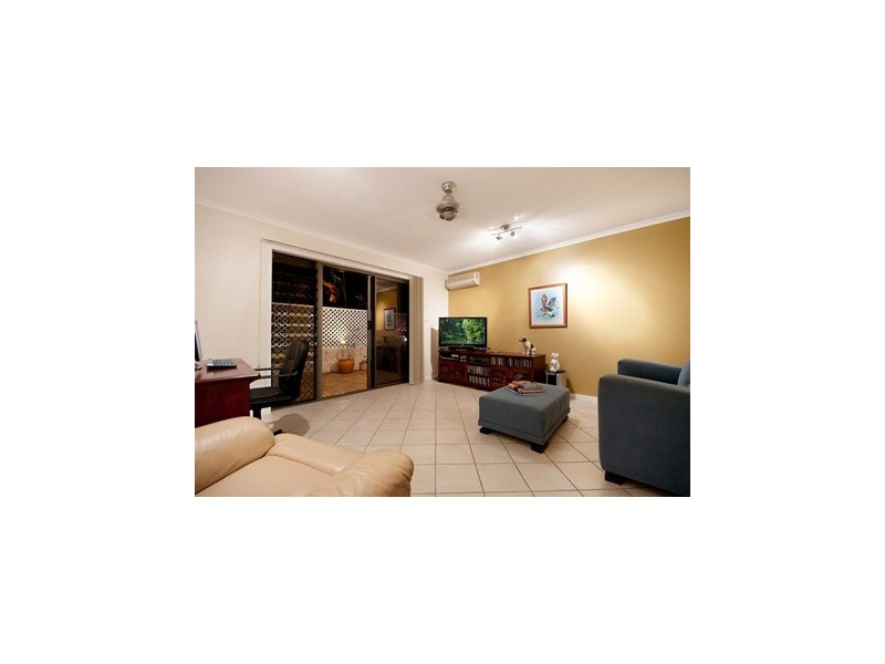 5 UPOLU ESPLANADE, Clifton Beach QLD 4879